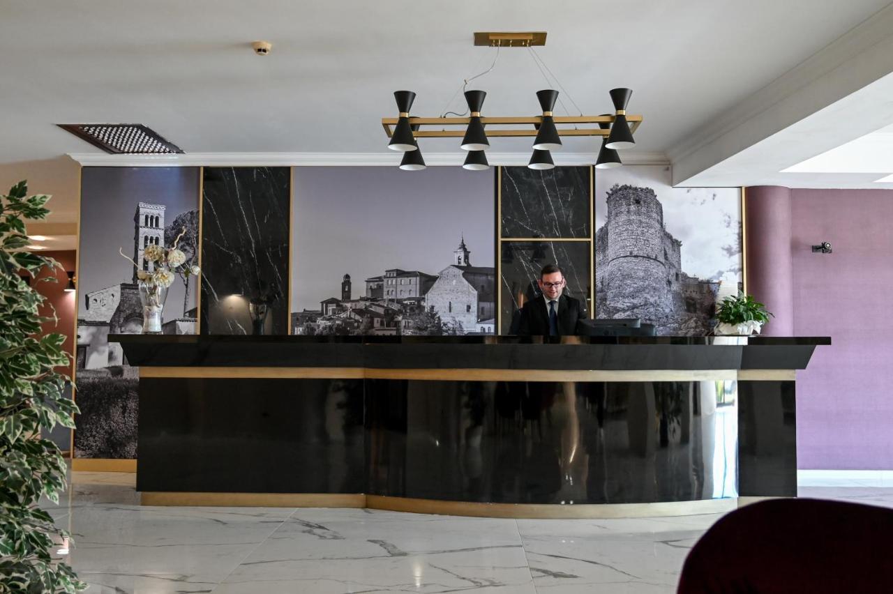Roma Domus Hotel Ponzano Romano Exterior foto